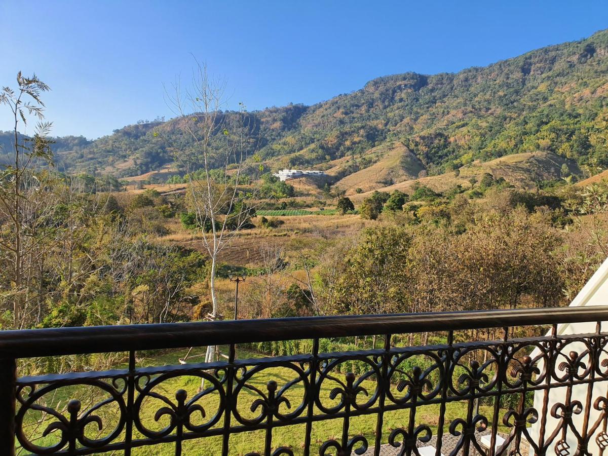 The Castell Condo By Nutthiwan Room 912 And 921 Khao Kho Exteriör bild